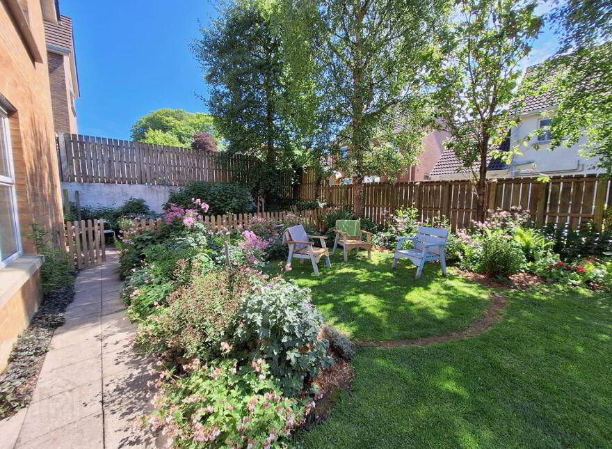 16 Knowehead Hill, Broughshane, Ballymena, BT43 7PD