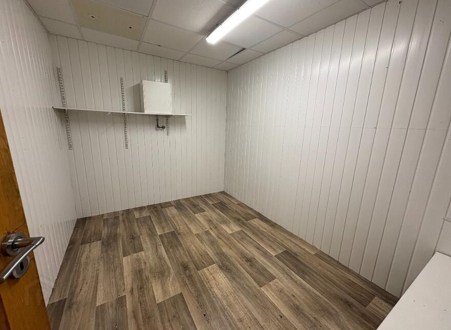 2d Toscana Retail Park, Bangor, BT19 1FH
