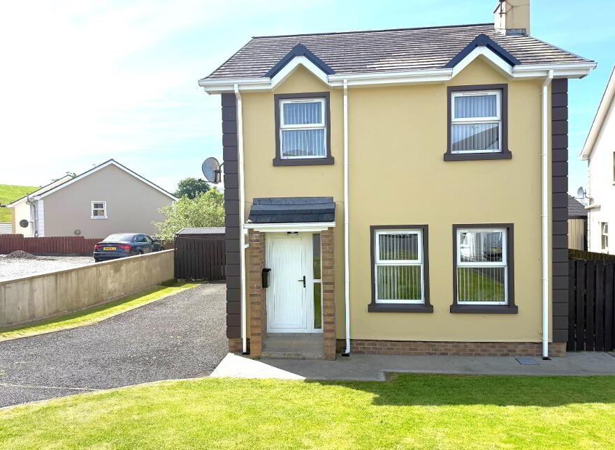 13 Bleach Green, Dungiven, BT47 4RS photo