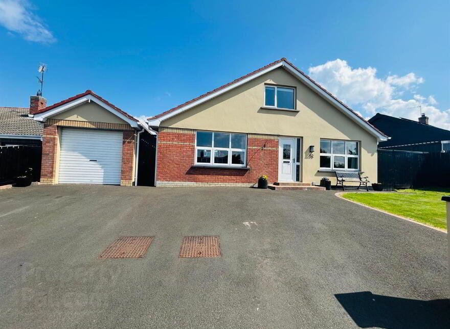 52 Abbeydale, Waterside, L'Derry, BT47 6YY photo