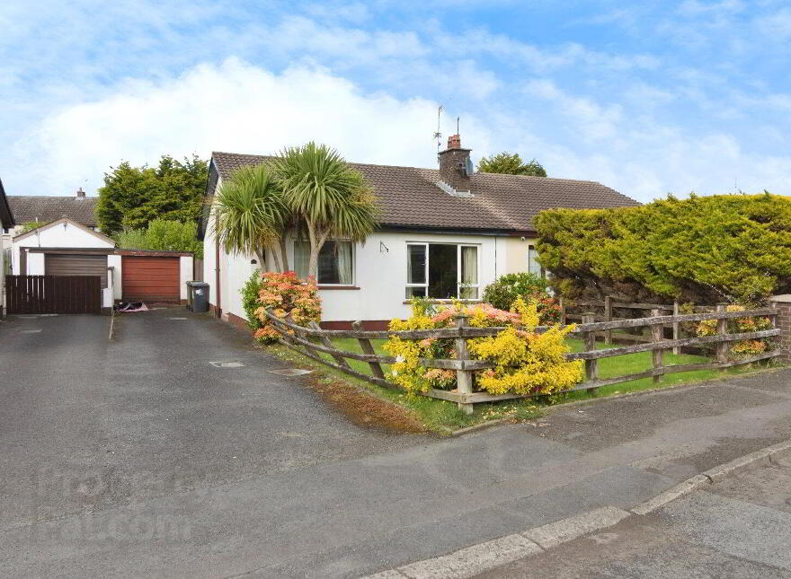 60 The Meadows, Maghaberry, Craigavon, BT67 0JY photo