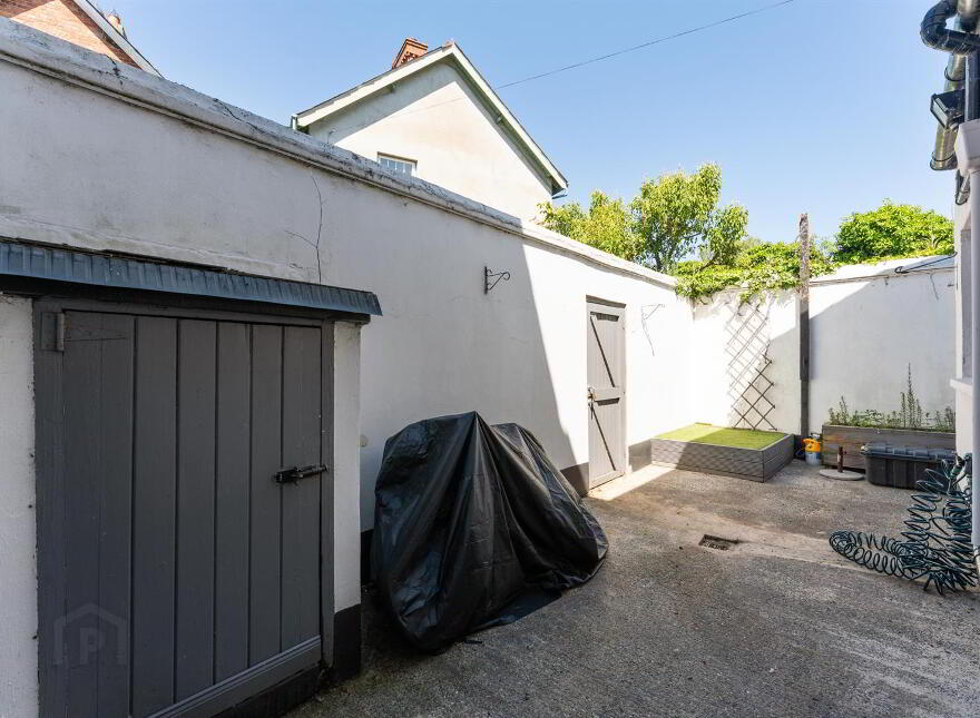 2 Martinez Avenue, Belfast, BT5 5LX