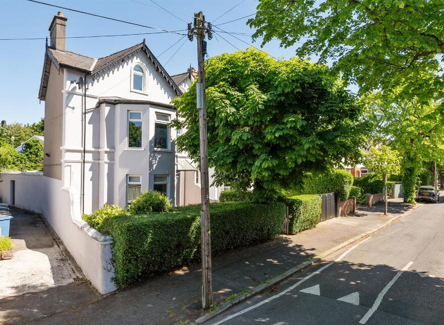 2 Martinez Avenue, Belfast, BT5 5LX