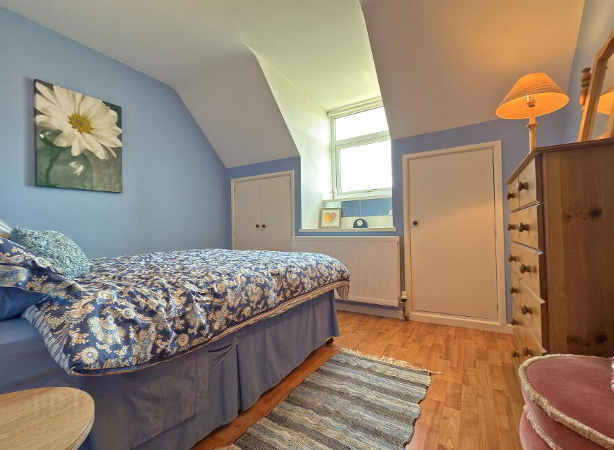 6 Gortnee Drive, Portballintrae, BT57 8DQ