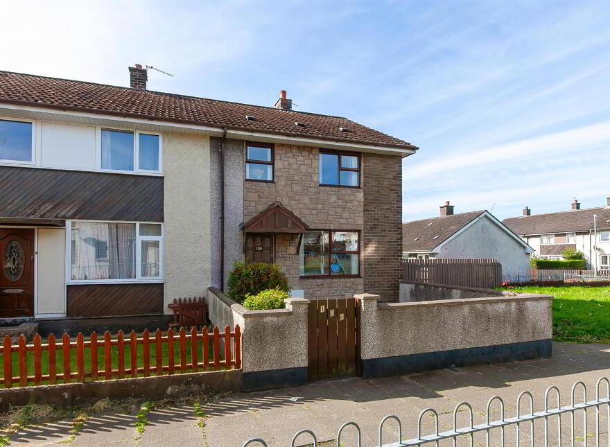 106 Salia Avenue, Carrickfergus, BT38 8NE photo