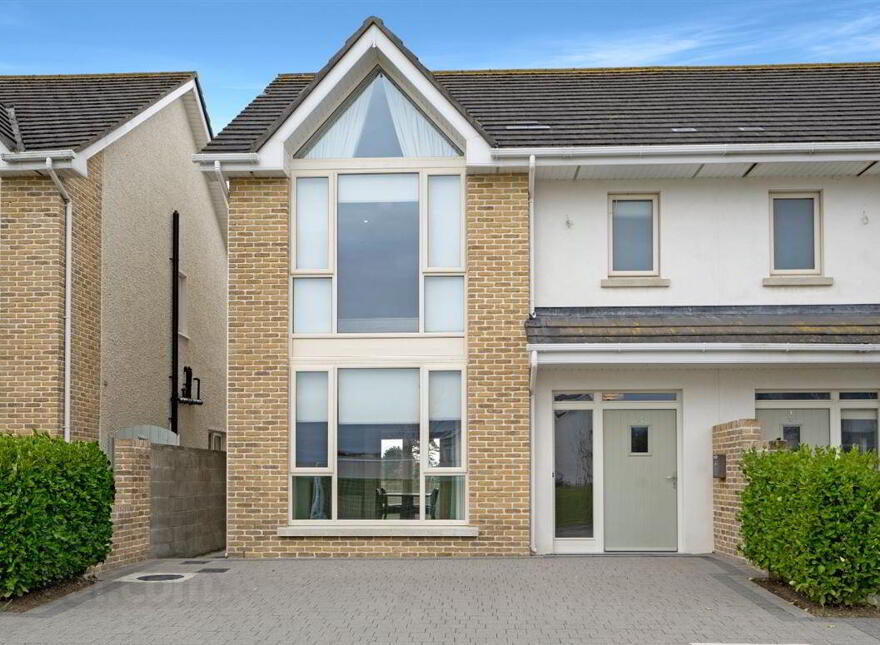 14 Seaview Square, Cnoc, Blackrock, A91FDN2 photo