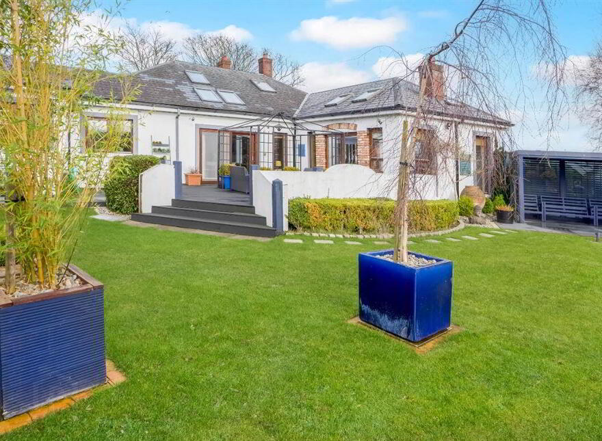 Green Banks, Blackrock Road, Dundalk, A91Y6X4