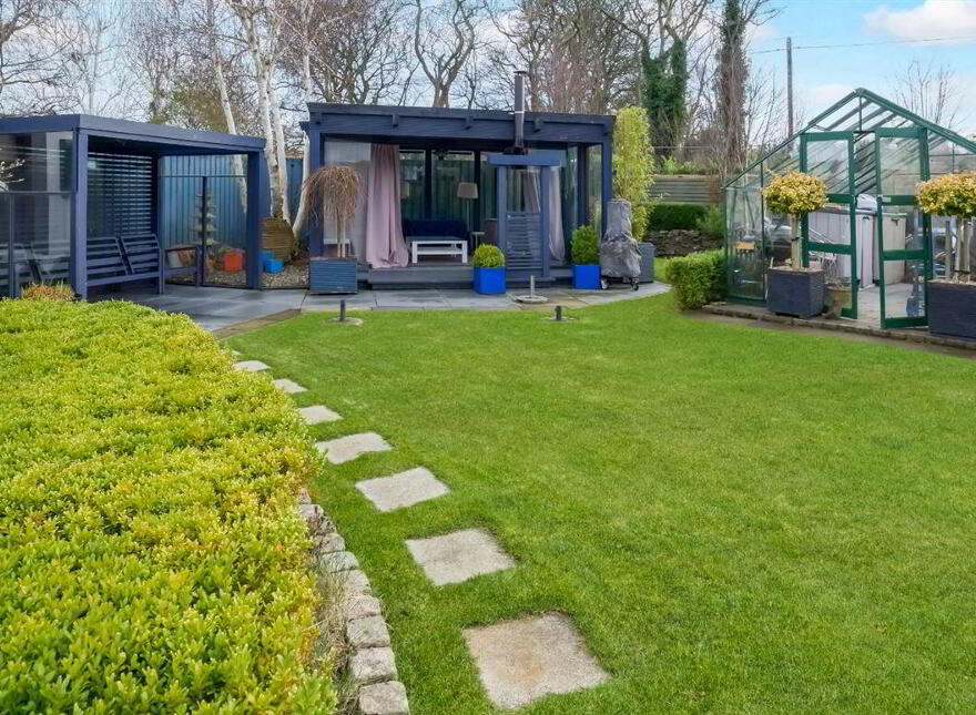 Green Banks, Blackrock Road, Dundalk, A91Y6X4