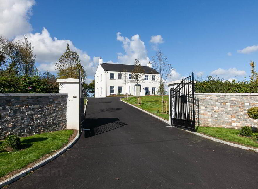 113 Comber Road, Royal Hillsborough, BT26 6NA photo