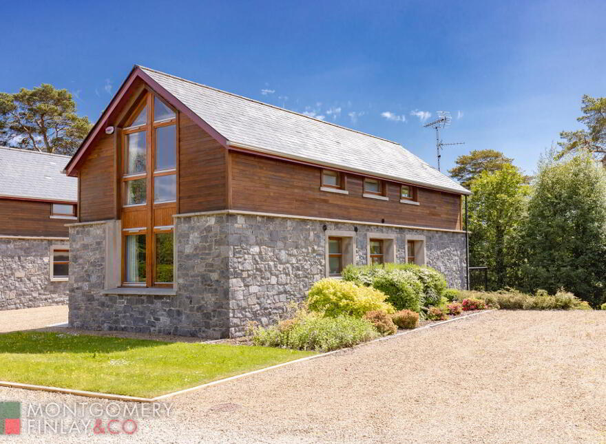 9 Waters Edge, Boa Island, Belleek, BT93 2EH photo