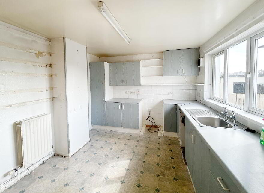 15 Church Street, Fintona, Omagh, BT78 2BR