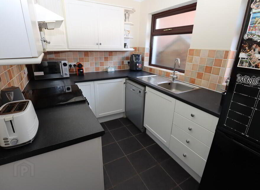 72 Ladbrook Drive, Belfast, BT14 7ND