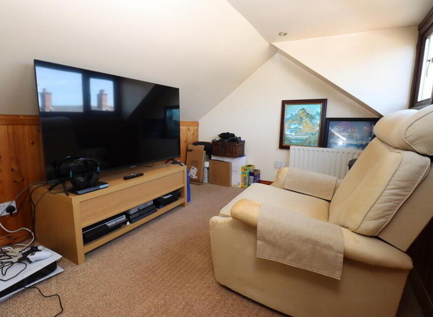 72 Ladbrook Drive, Belfast, BT14 7ND