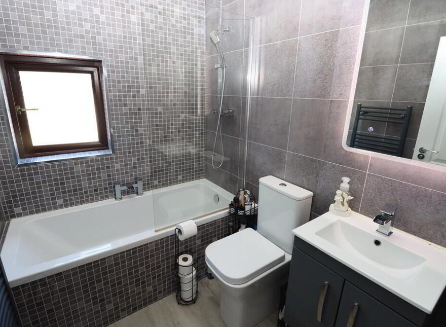 72 Ladbrook Drive, Belfast, BT14 7ND