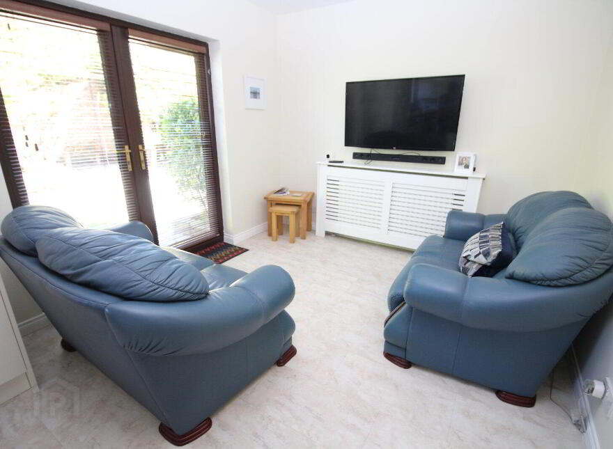 8 Harwood Park, Carrickfergus, BT38 7LZ