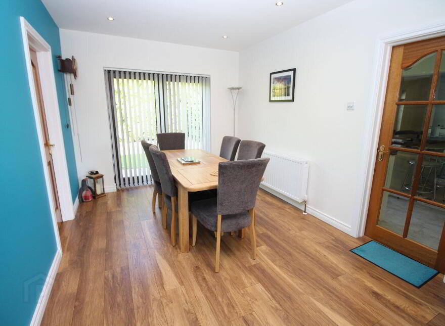 8 Harwood Park, Carrickfergus, BT38 7LZ