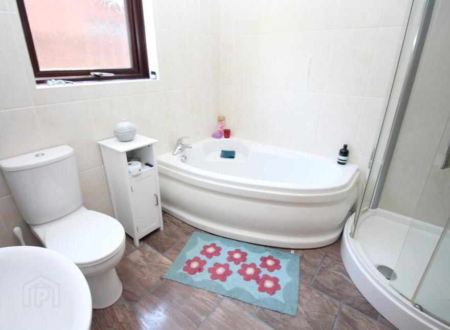 8 Harwood Park, Carrickfergus, BT38 7LZ