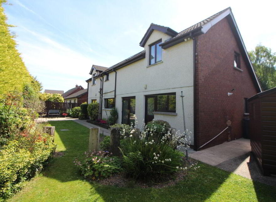 8 Harwood Park, Carrickfergus, BT38 7LZ