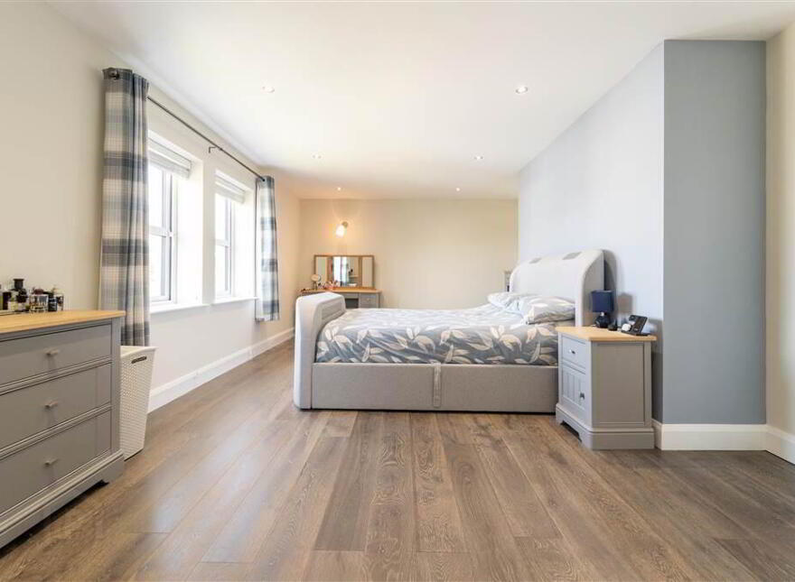 66 Clifton Road, Bangor, BT20 5HY