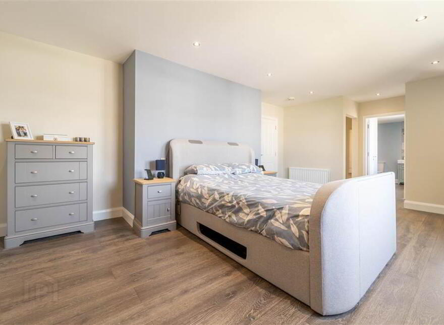 66 Clifton Road, Bangor, BT20 5HY