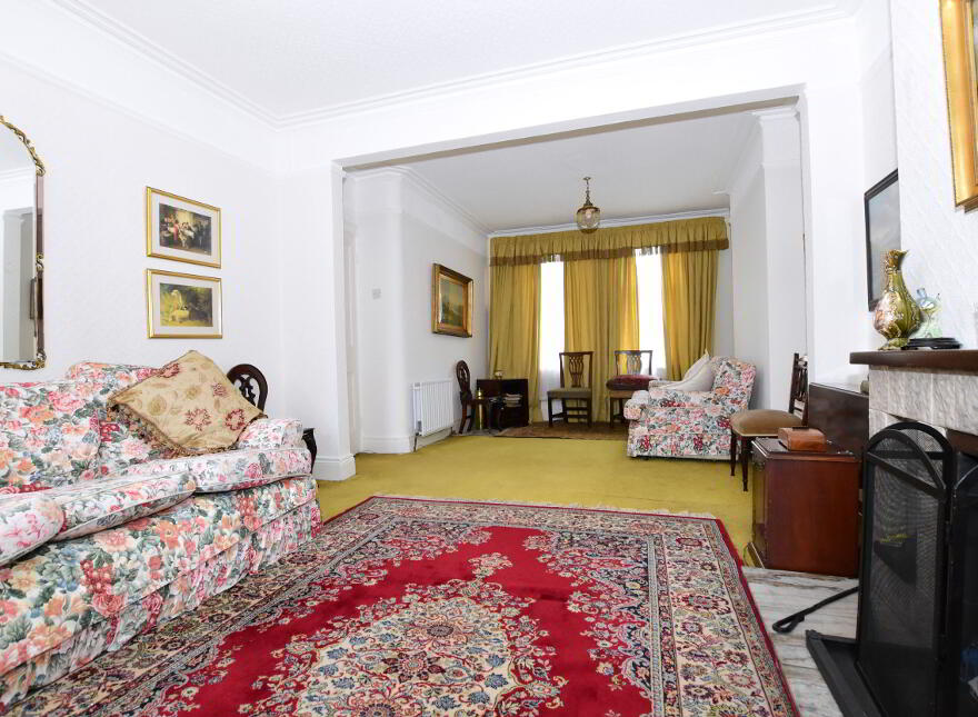 38 Antrim Road, Lisburn, BT28 3DN