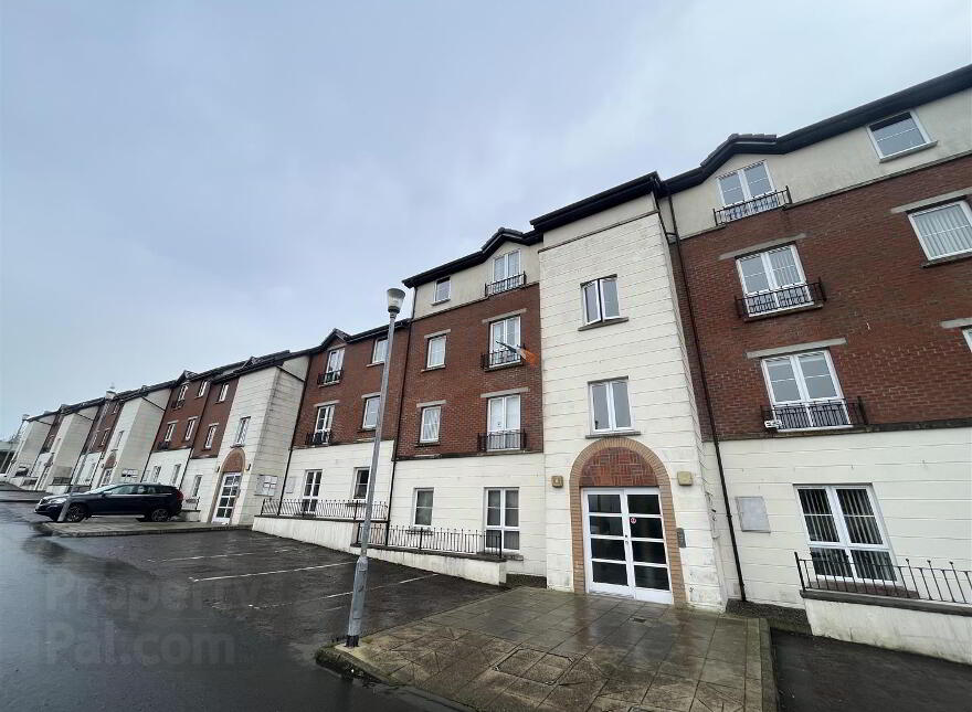Apt 11, Maple Villa, Springfield Road, Belfast, BT12 7SN photo