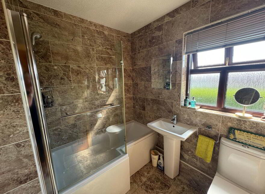 34 Grasmere Park, Carrickfergus, BT38 7TP