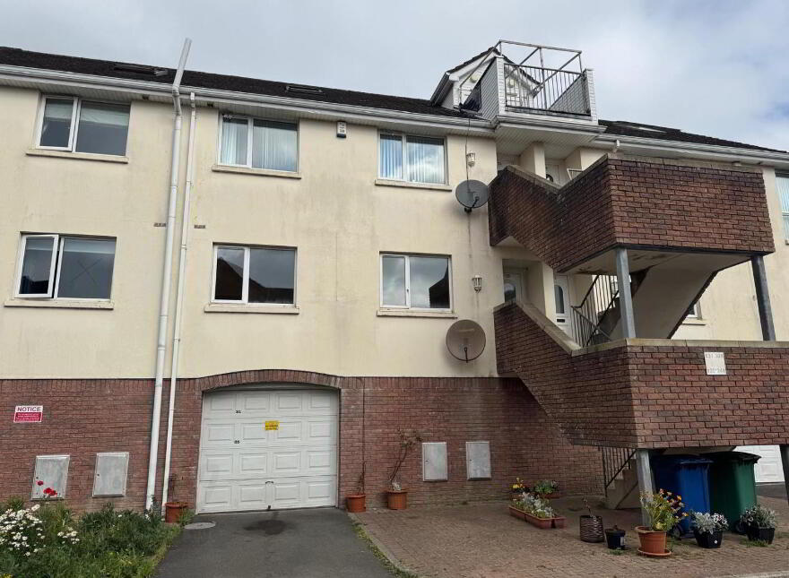 25 Silverwood Court, Lurgan, Craigavon, BT66 6RP photo