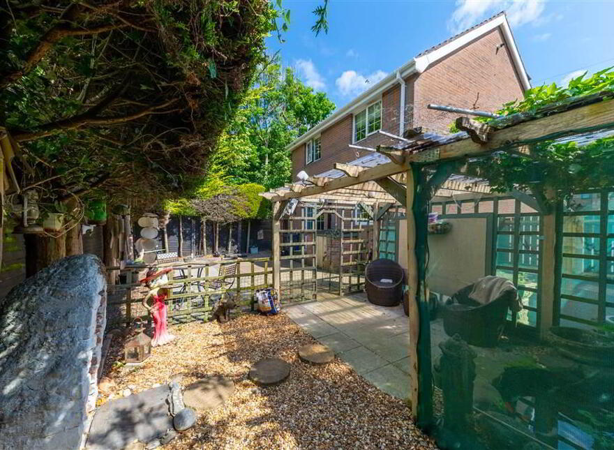 1 Cotlands Green, Upper Dunmurry Lane, Dunmurry, Belfast, BT17 0BF
