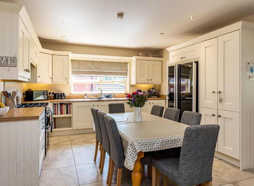 4 Quillyburn Hall, Dromore, BT25 1FY
