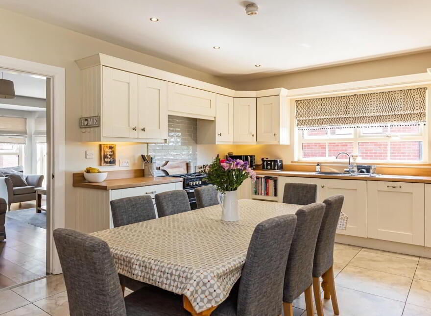 4 Quillyburn Hall, Dromore, BT25 1FY