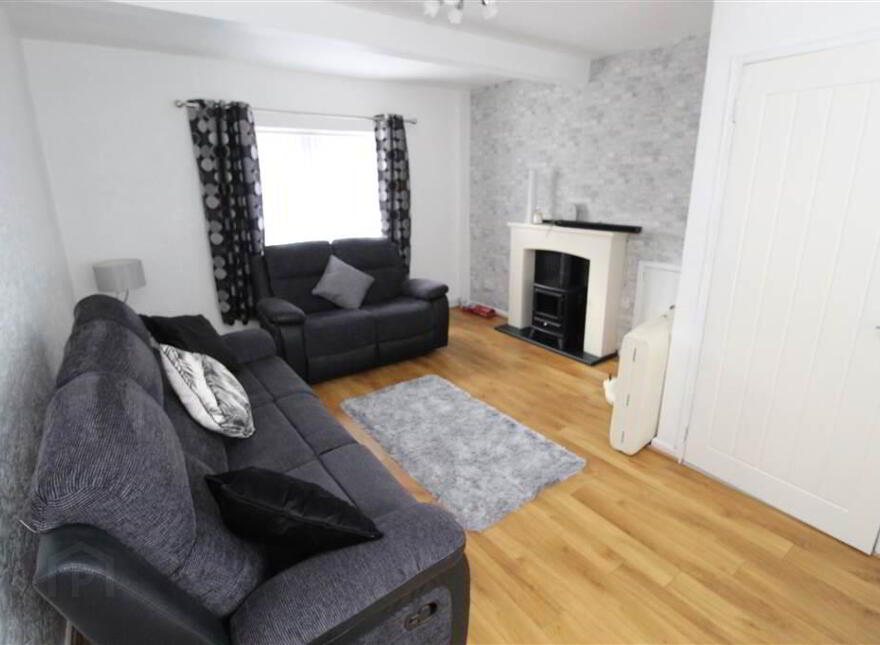 90 West Circular Road, Belfast, BT13 3QH