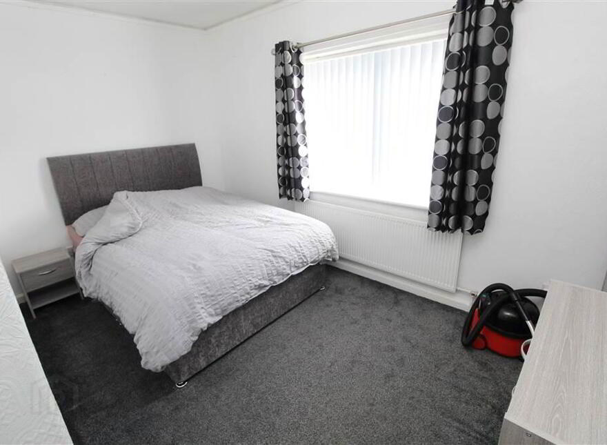 90 West Circular Road, Belfast, BT13 3QH