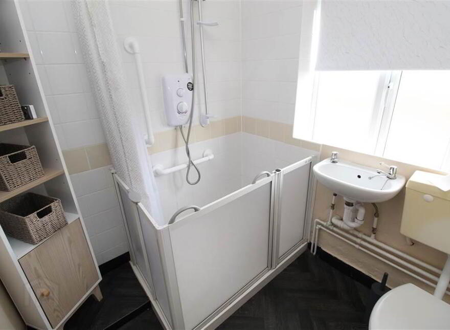 90 West Circular Road, Belfast, BT13 3QH