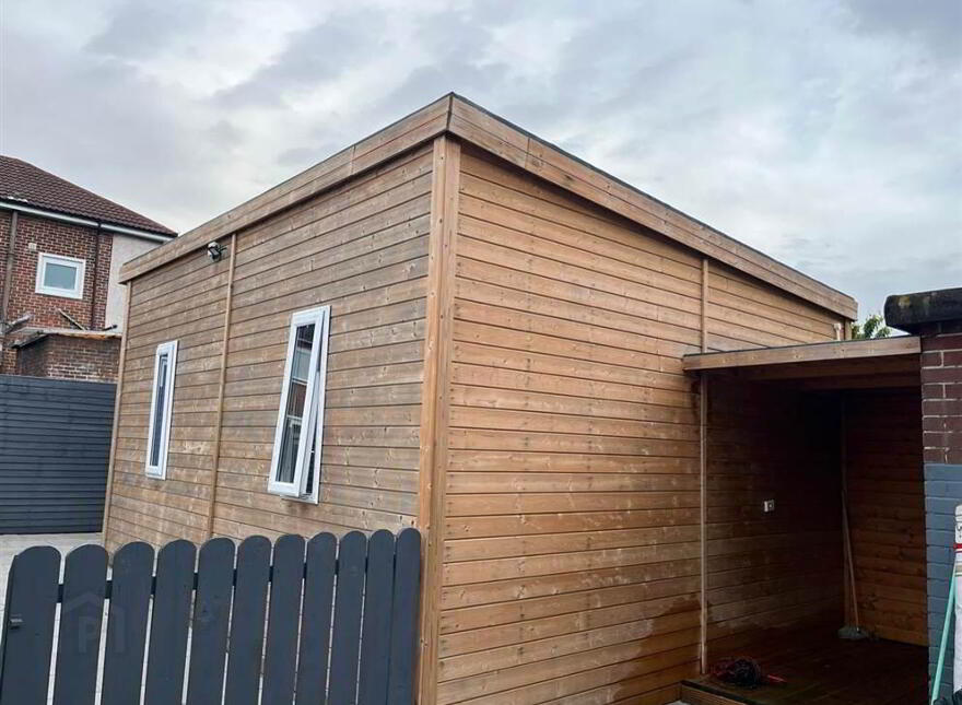 90 West Circular Road, Belfast, BT13 3QH