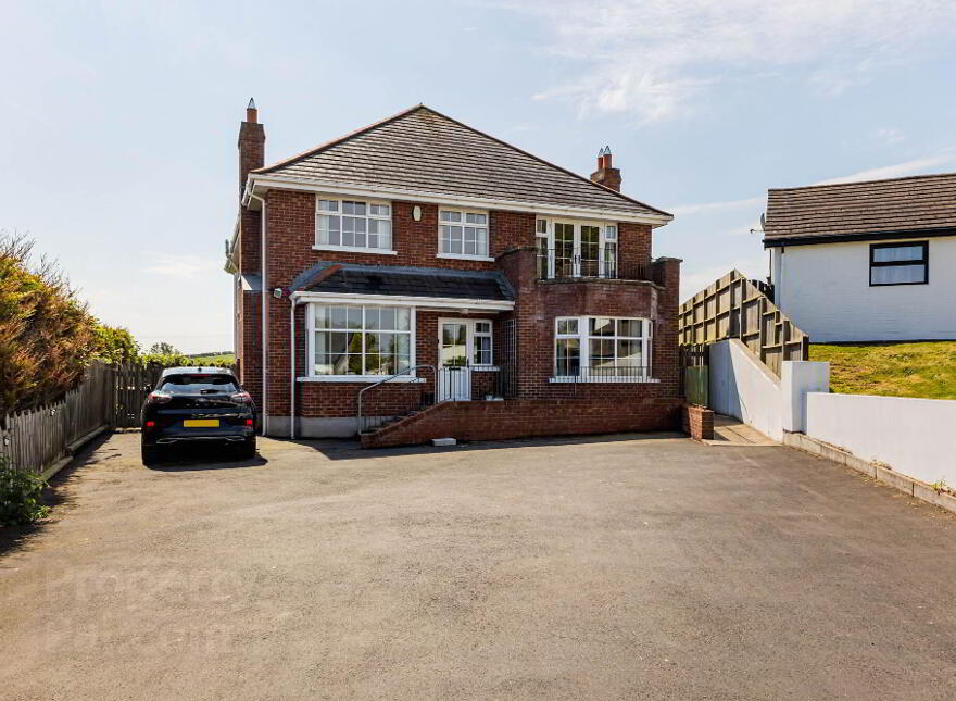 134a Warren Road, Donaghadee, BT21 0PQ photo