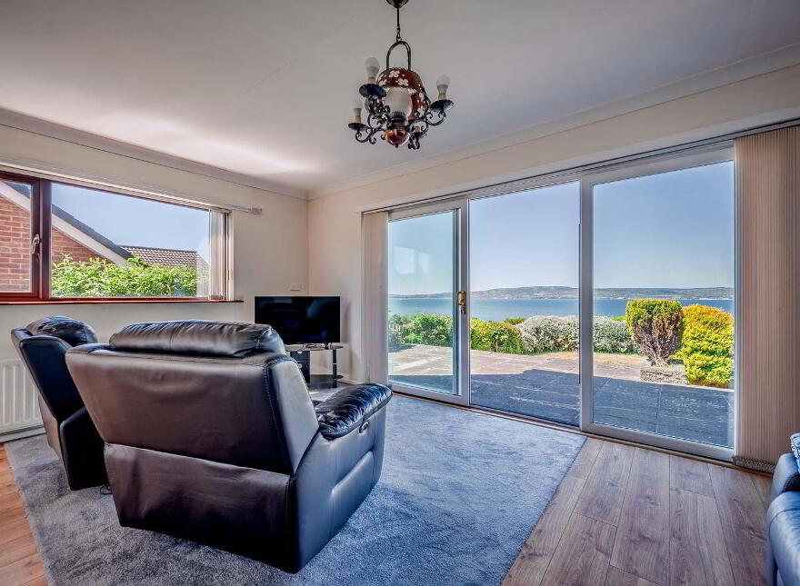 14 Rathmoyle Park, Holywood, BT18 0DT