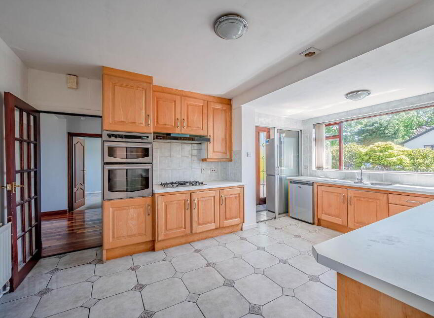 14 Rathmoyle Park, Holywood, BT18 0DT