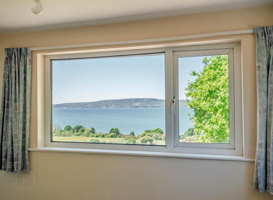 14 Rathmoyle Park, Holywood, BT18 0DT