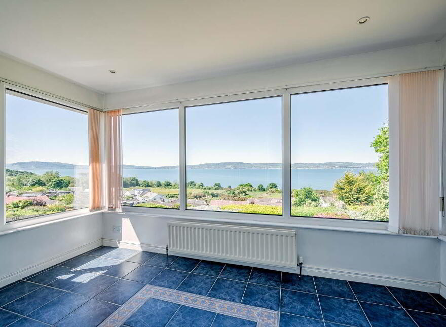 14 Rathmoyle Park, Holywood, BT18 0DT