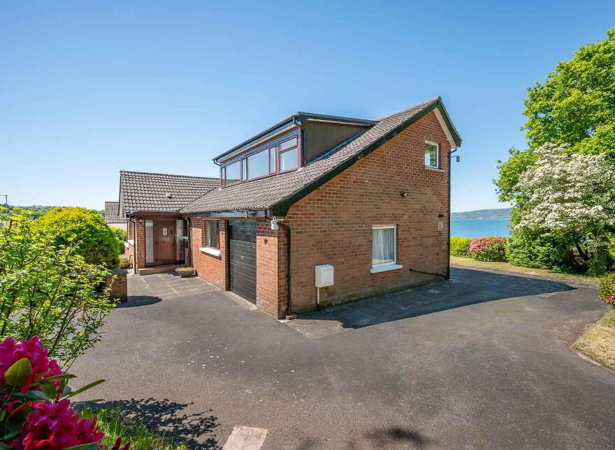 14 Rathmoyle Park, Holywood, BT18 0DT