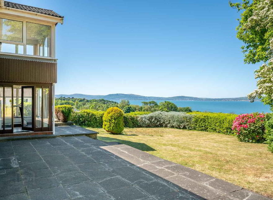 14 Rathmoyle Park, Holywood, BT18 0DT
