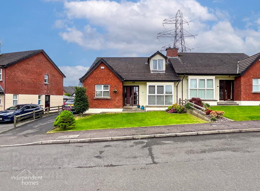 40 Porter Crescent, Larne, BT40 2TZ photo