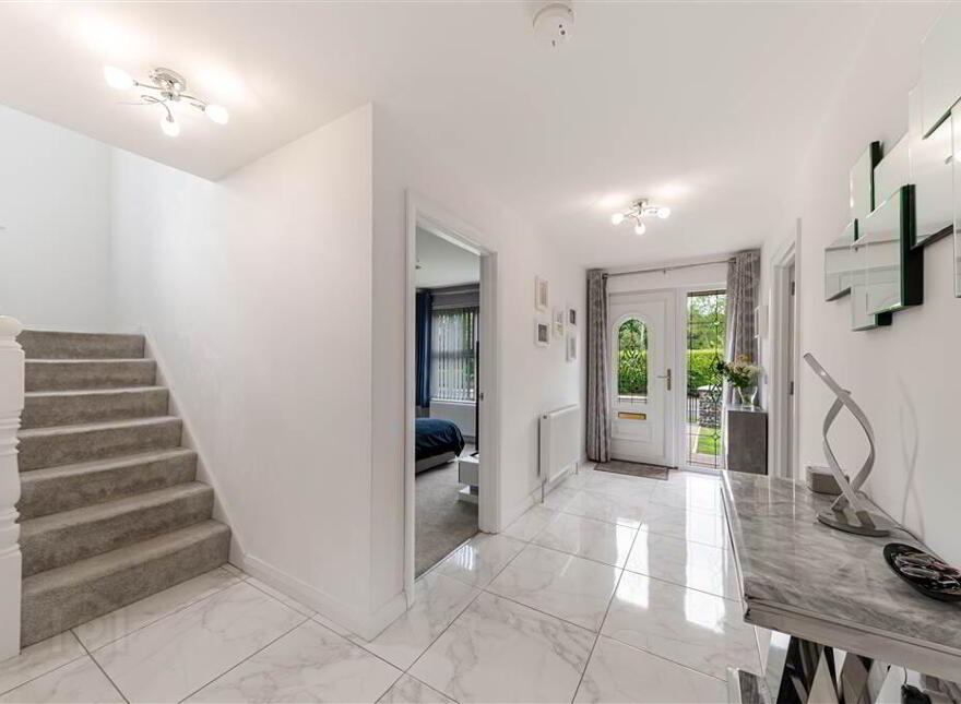 12b Glen Road, Glenavy, BT29 4LT