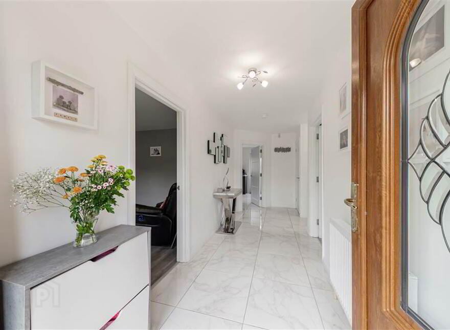 12b Glen Road, Glenavy, BT29 4LT