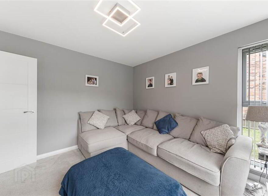 12b Glen Road, Glenavy, BT29 4LT