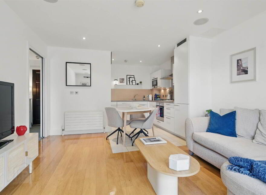 Apt 42 Custom House Square, 4 Ulster Street, Belfast, BT1 3ES
