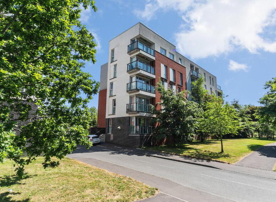 Apartment 27 The Stern Building 37 Annadale Cresce, Belfast, BT7 3NF photo