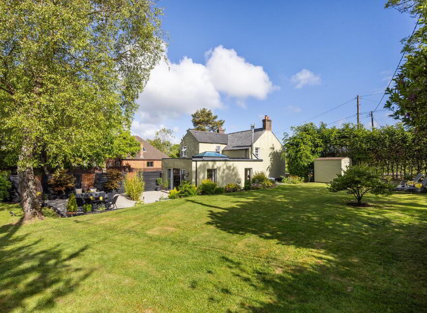 188 Ballynahinch Road, Hillsborough, BT26 6BG photo