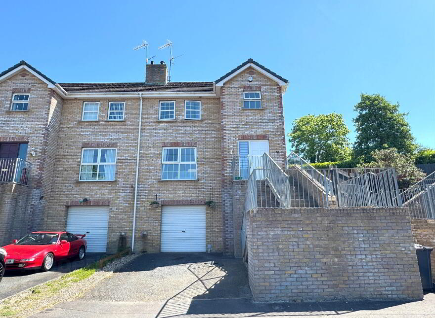 18 Oak Lodge, Banbridge, BT32 4SH photo